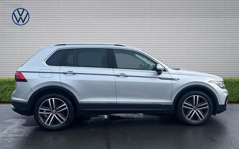 Begagnad VW Tiguan Elegance 150 HK (110 kW) 2023 SUV
