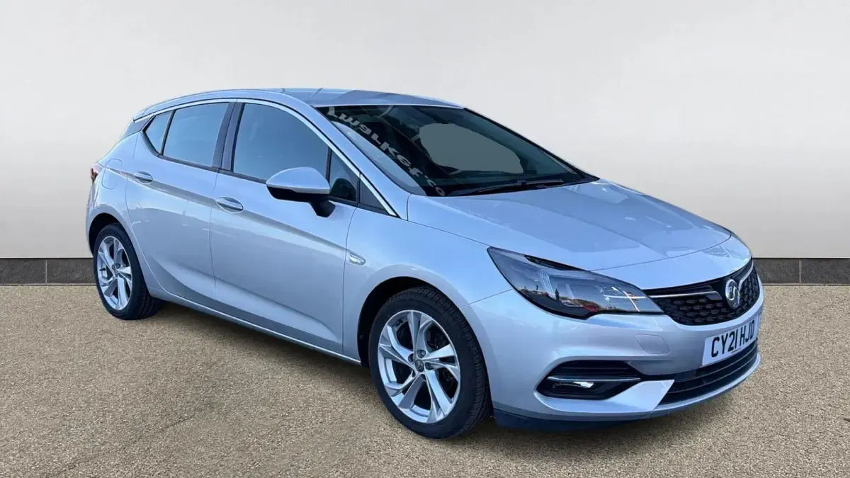 Second-hand Vauxhall Astra SRi 145 CP (106 kW) 2021 Argintiu Hatchback