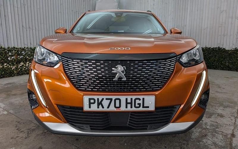 Used Peugeot 2008 Allure 101 HP (74 kW) 2021 SUV