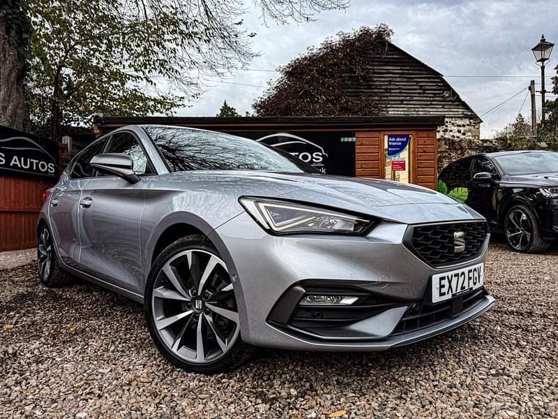 Used Seat Leon FR Sport 150 HP (110 kW) 2022 Silver Hatchback