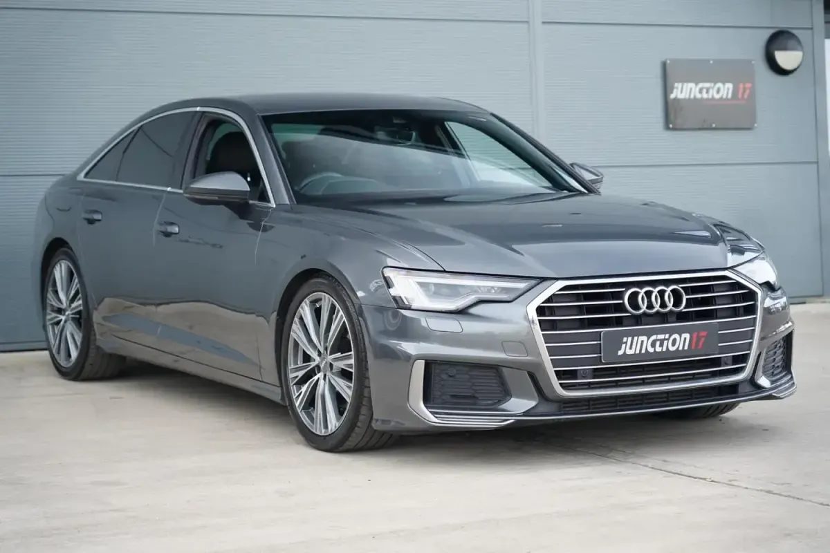 Usado Audi A6 S-Line 286 HP (210 kW) 2018 Cinzento Sedan