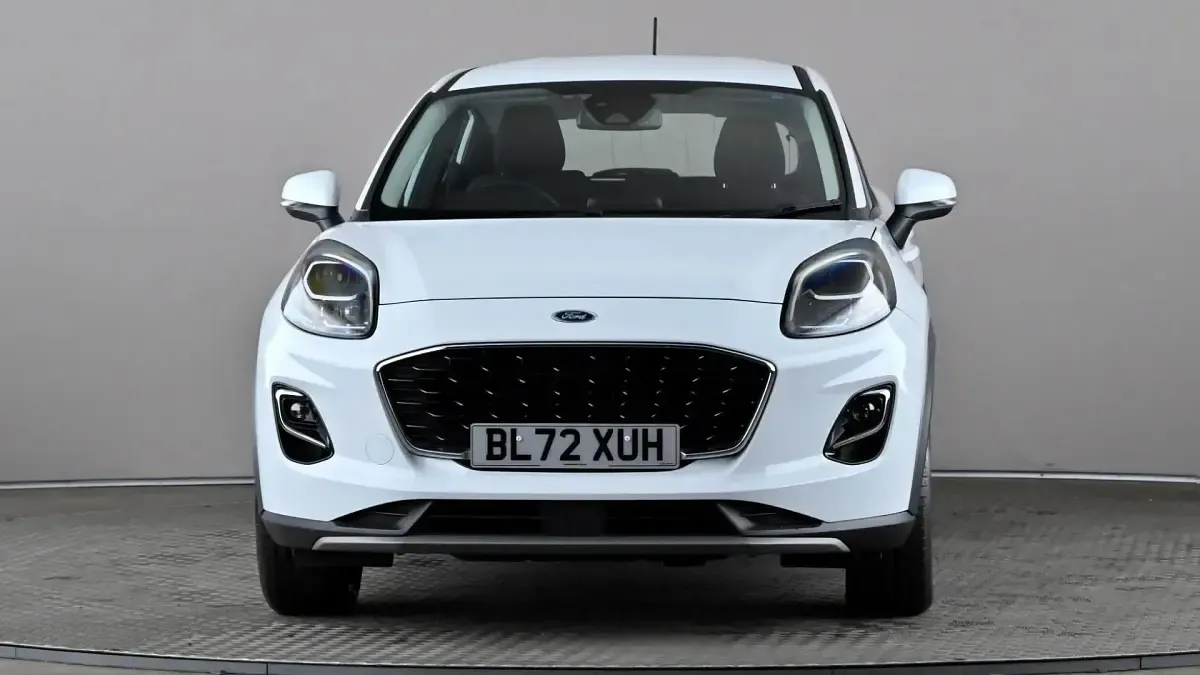 Second-hand Ford Puma Titanium 155 CP (114 kW) 2023 Alb SUV