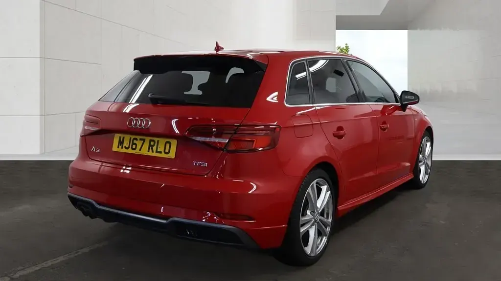 Used Audi A3 S-Line 150 HP (110 kW) 2017 Red Hatchback