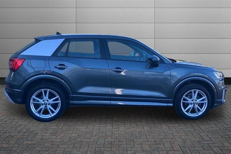 Used Audi Q2 S-Line 150 HP (110 kW) 2019 Daytona grey SUV