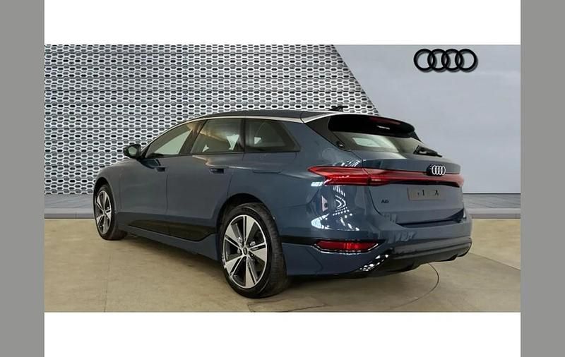 Novo Audi e-tron Sport 206 kW (281 HP) 2025 Other SUV