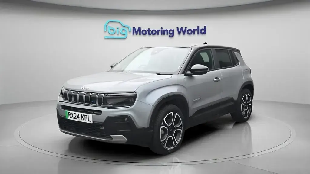 Used Jeep Avenger EV Summit 114 kW (156 HP) 2024 Black and grey SUV