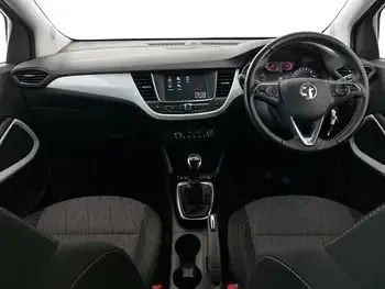 Used Vauxhall Crossland X 2020 White SUV