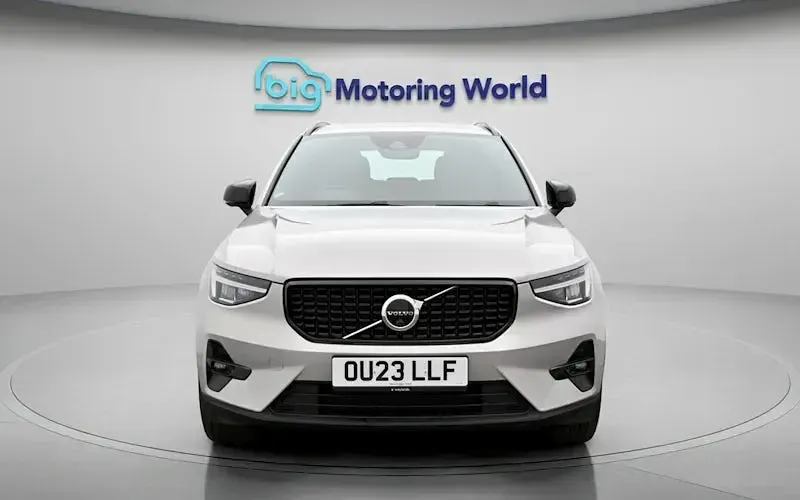 Usado Volvo XC40 Plus 211 HP (155 kW) 2022 SUV