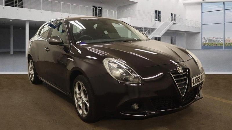 Black Used 2015 Alfa Romeo Giulietta Sprint Hatchback | £5,999 (Fair price) - Image 1/4