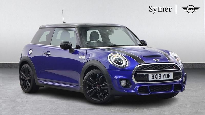 Blue Used 2019 Mini Cooper S Hatch Hatchback | £15,000 (Good price) - Image 1/4