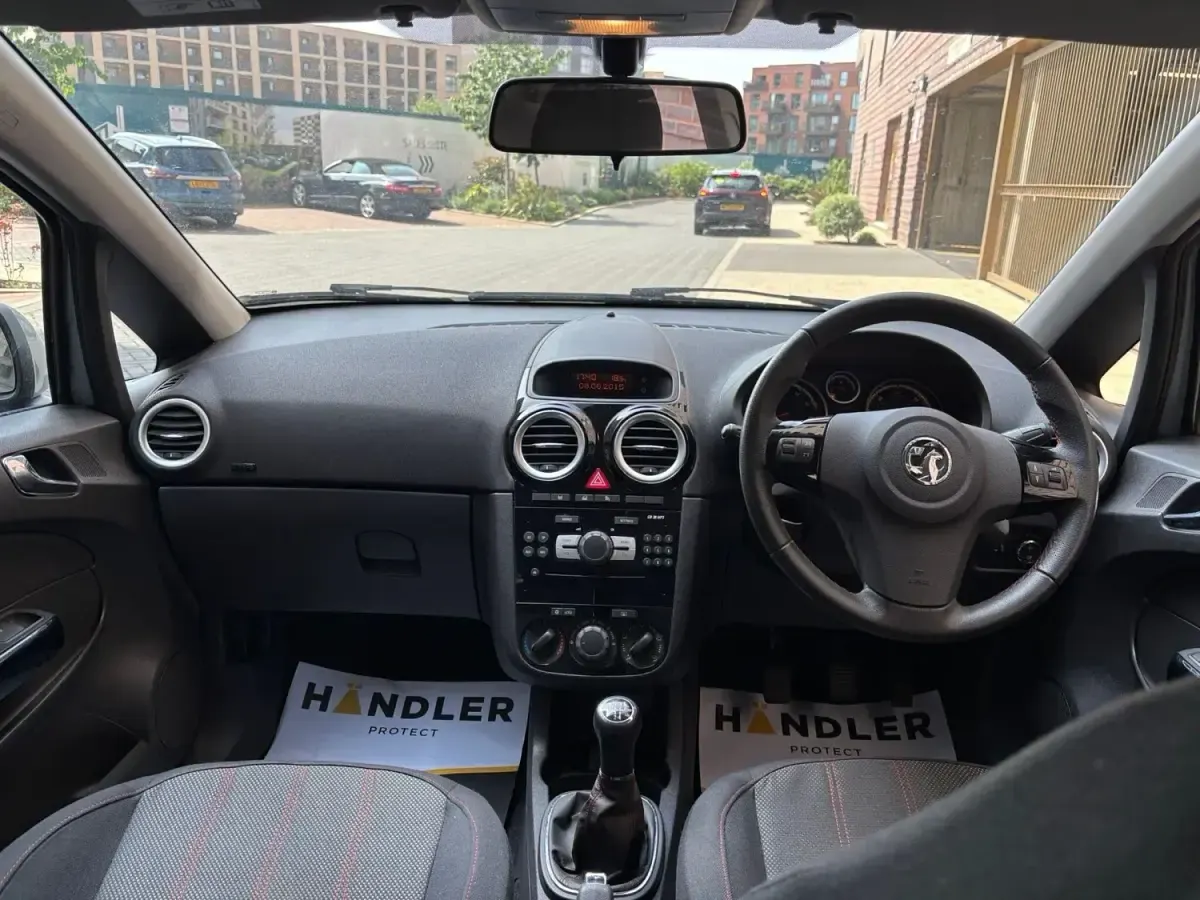Usado Vauxhall Corsa 2014 Prateado Citadino
