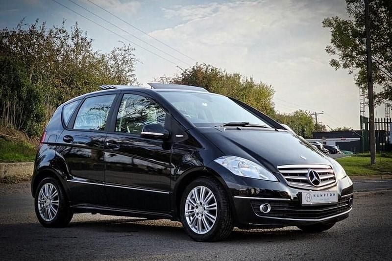 Black Used 2010 Mercedes A160 Elegance Hatchback | £3,995 (Fair price) - Image 1/1