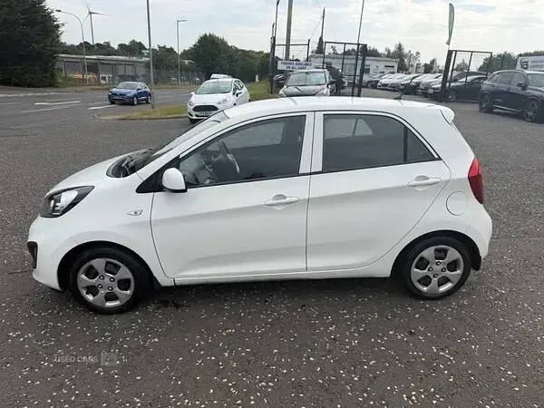 Used Kia Picanto 68 HP (50 kW) 2014 White Hatchback
