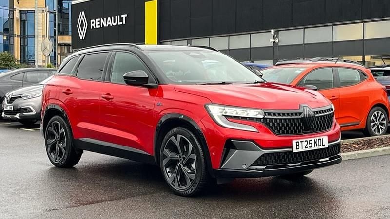 Flame red with diamond black roof Used 2025 Renault Austral Techno Esprit Alpine SUV | £25,249 (Fair price) - Image 1/1