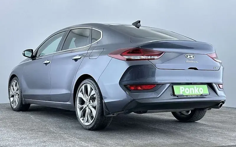 Used Hyundai i30 Premium SE 140 HP (102 kW) 2020 Hatchback
