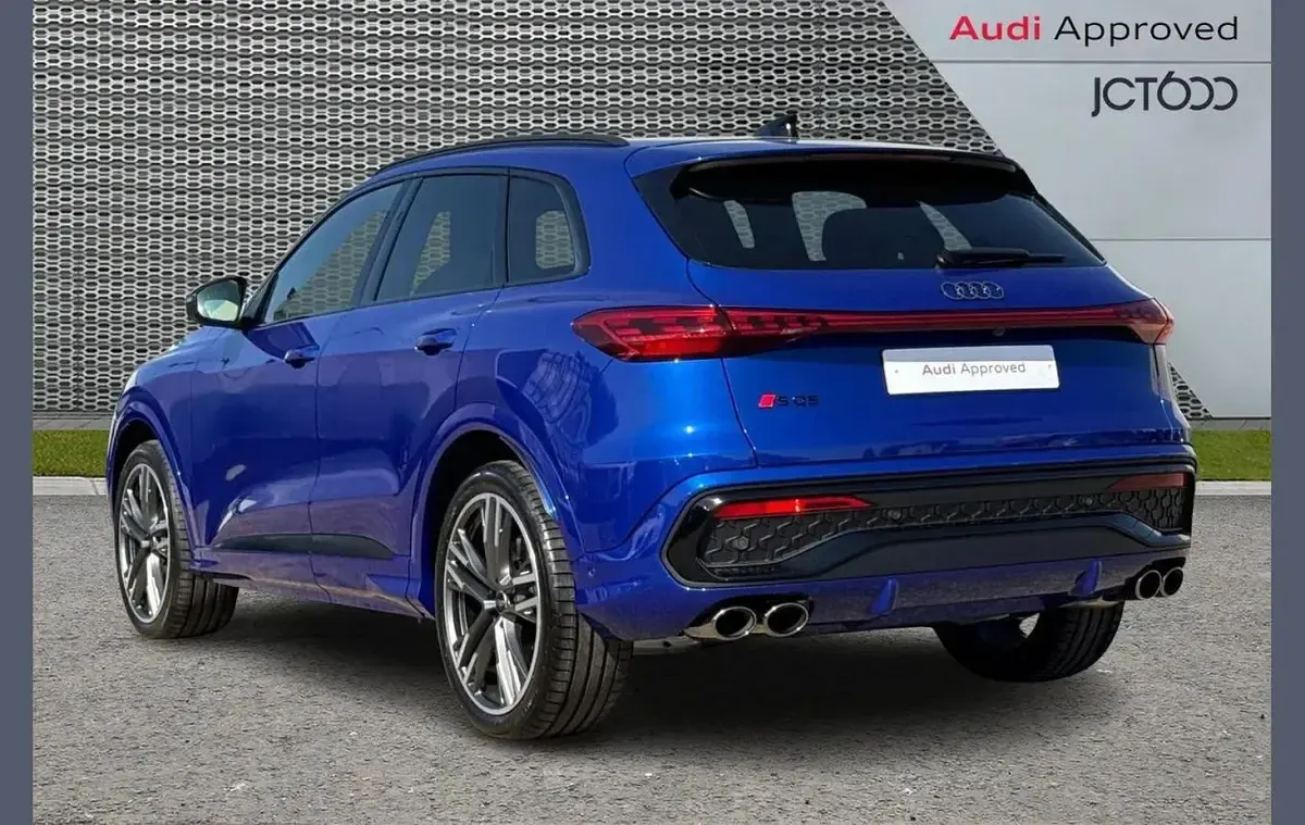 New Audi SQ5 Black Edition 362 HP (266 kW) 2026 Blue SUV
