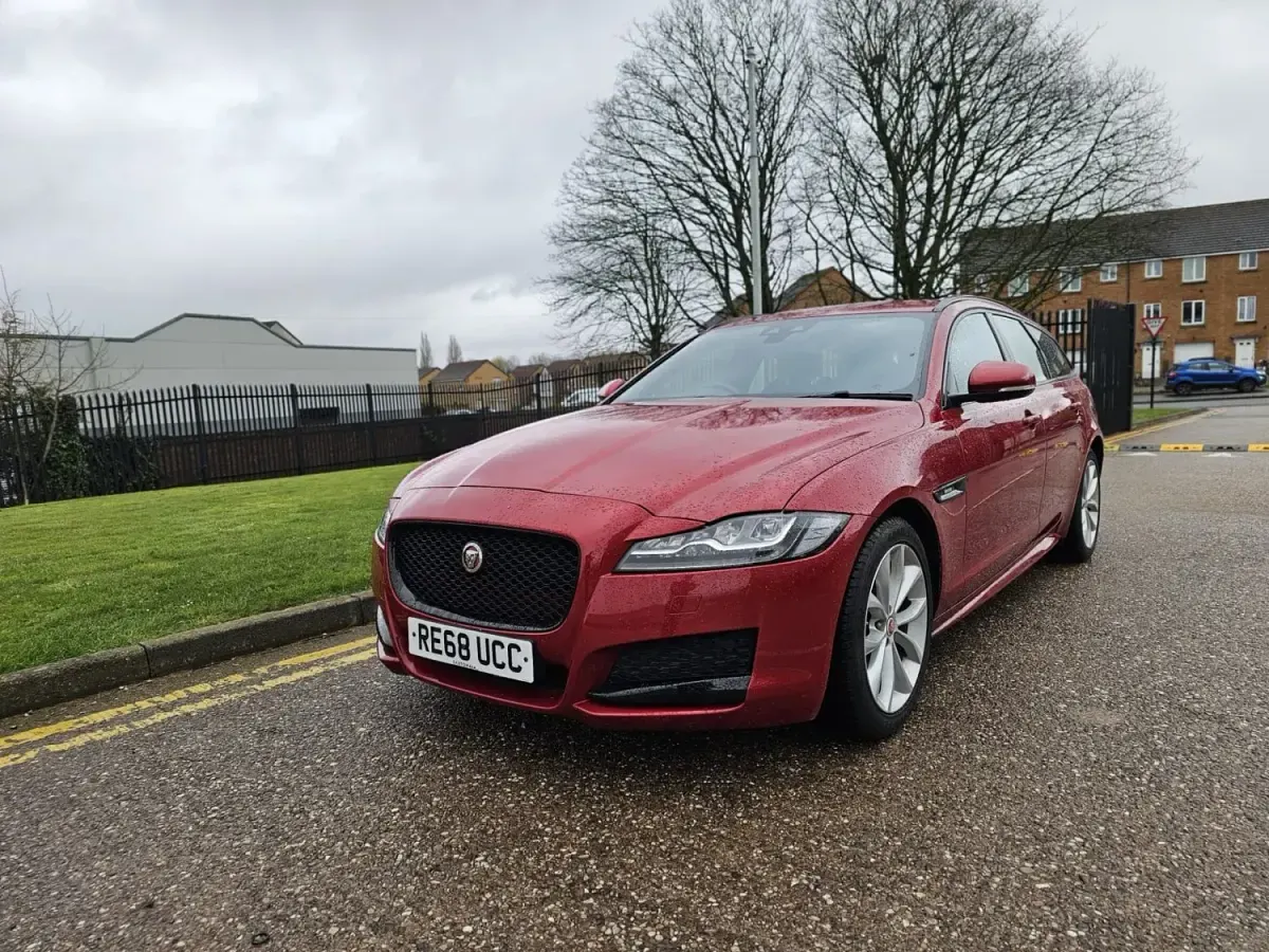 Second-hand Jaguar XF R-Sport 247 CP (181 kW) 2018 Roșu Break