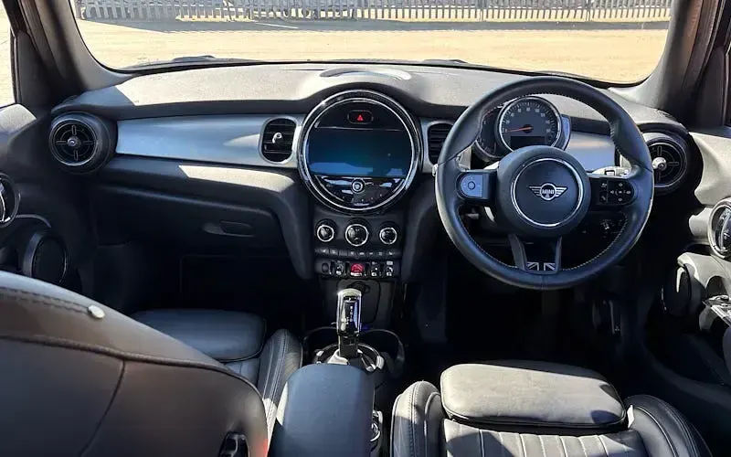 Used Mini Cooper Exclusive 136 HP (100 kW) 2022 Other Hatchback