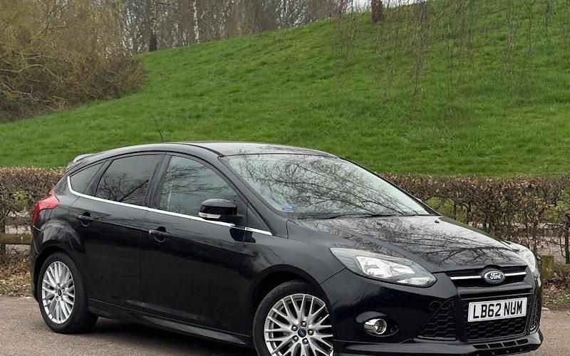 Used Ford Focus Zetec 125 HP (91 kW) 2014 Hatchback