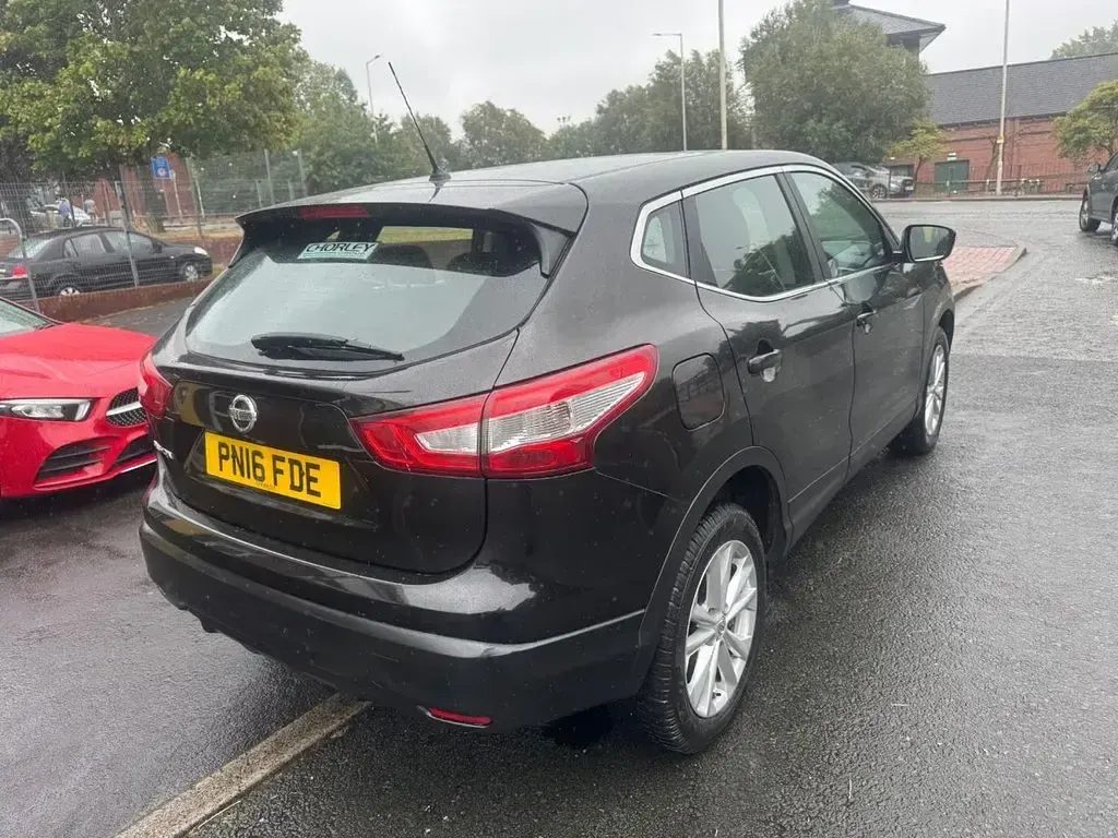 Used Nissan Qashqai Acenta 2016 Black SUV