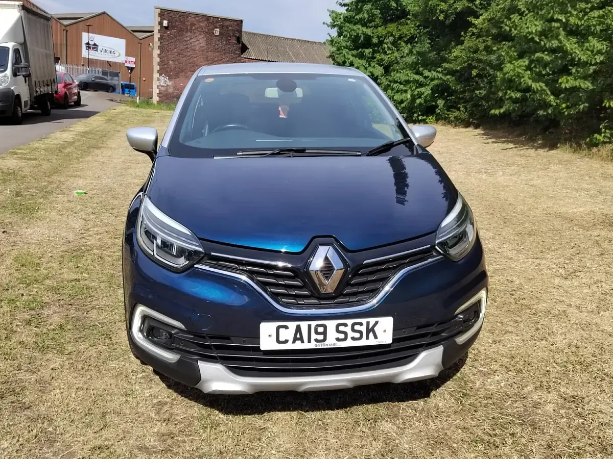 Used Renault Captur GT-Line 147 HP (108 kW) 2019 Blue SUV