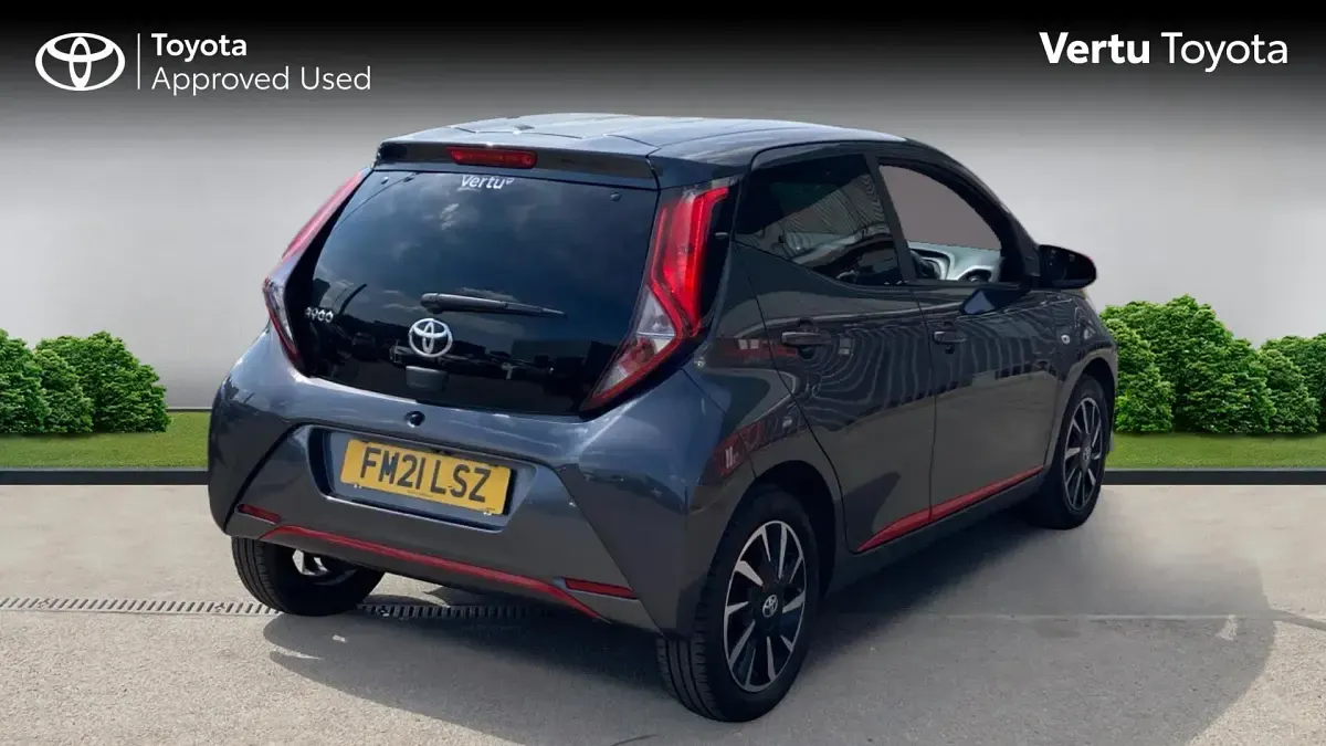 Used Toyota Aygo Trend 72 HP (52 kW) 2021 Grey Hatchback