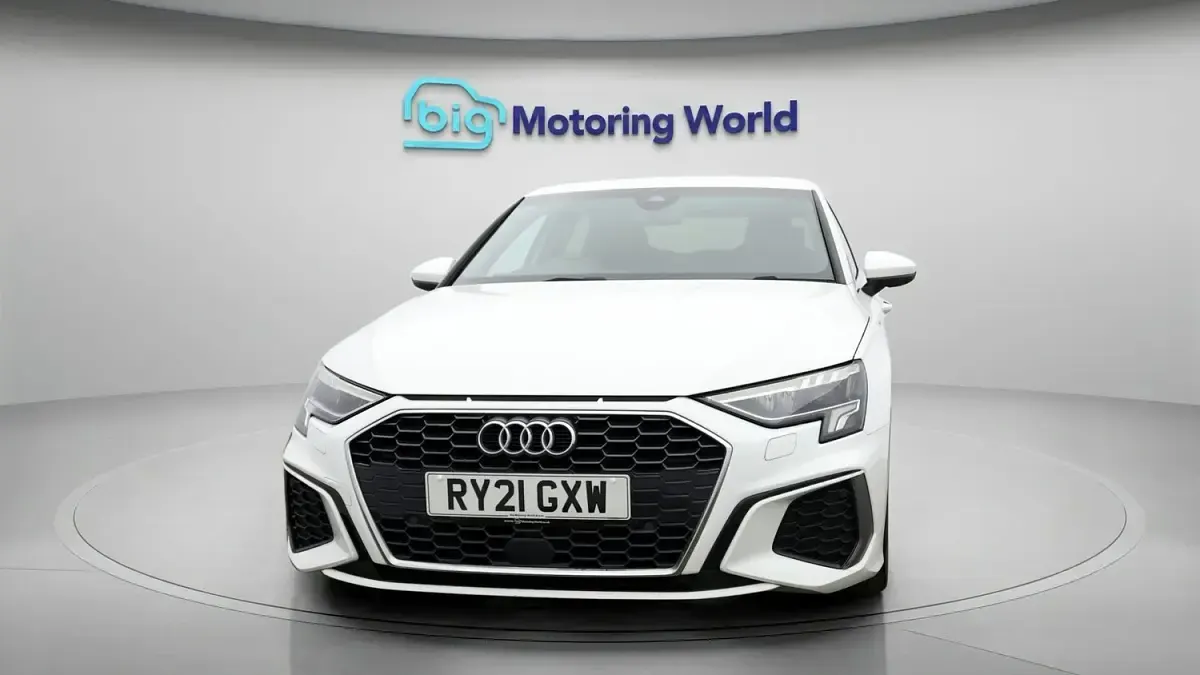 Used Audi A3 S-Line 110 HP (80 kW) 2021 White Sedan
