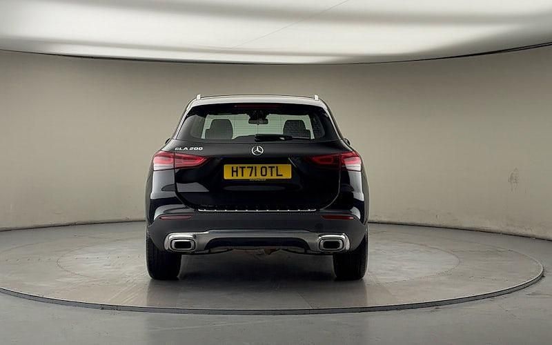 Used Mercedes GLA200 163 HP (119 kW) 2021 Cosmos black SUV