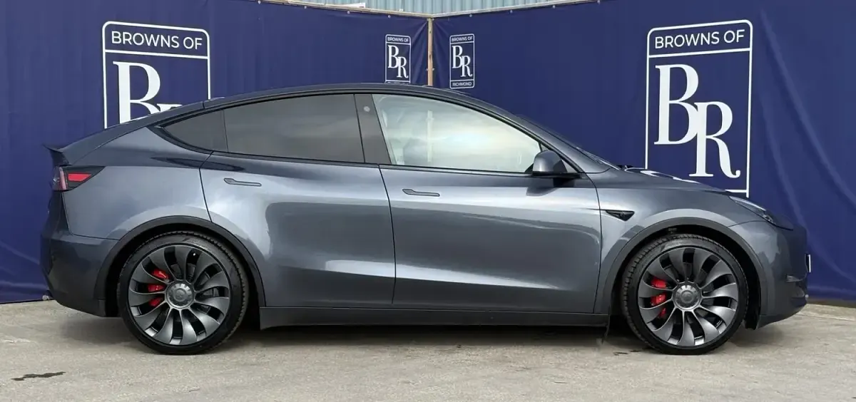 Used Tesla Model Y Performance 313 kW (426 HP) 2024 Grey SUV