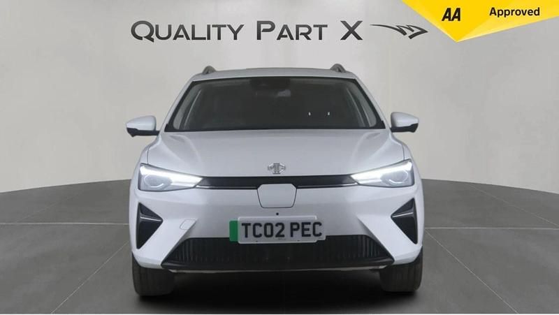 Used MG MG5 EV Trophy 114 kW (156 HP) 2022 White Estate