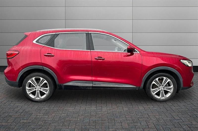 Used MG HS Exclusive 162 HP (119 kW) 2019 Farringdon red SUV
