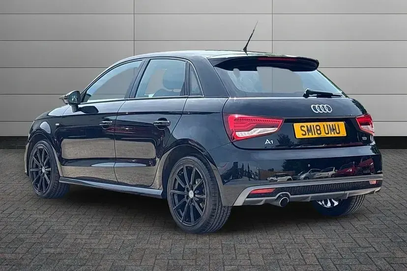 Used Audi A1 Sportback S-Line 114 HP (83 kW) 2018 Brilliant black Hatchback