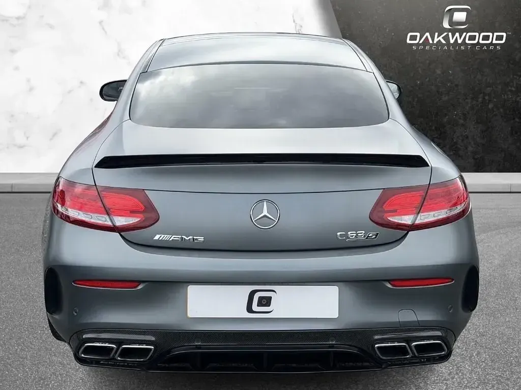Begagnad Mercedes C63 AMG AMG Edition 1 2017 Grå Sportkupé