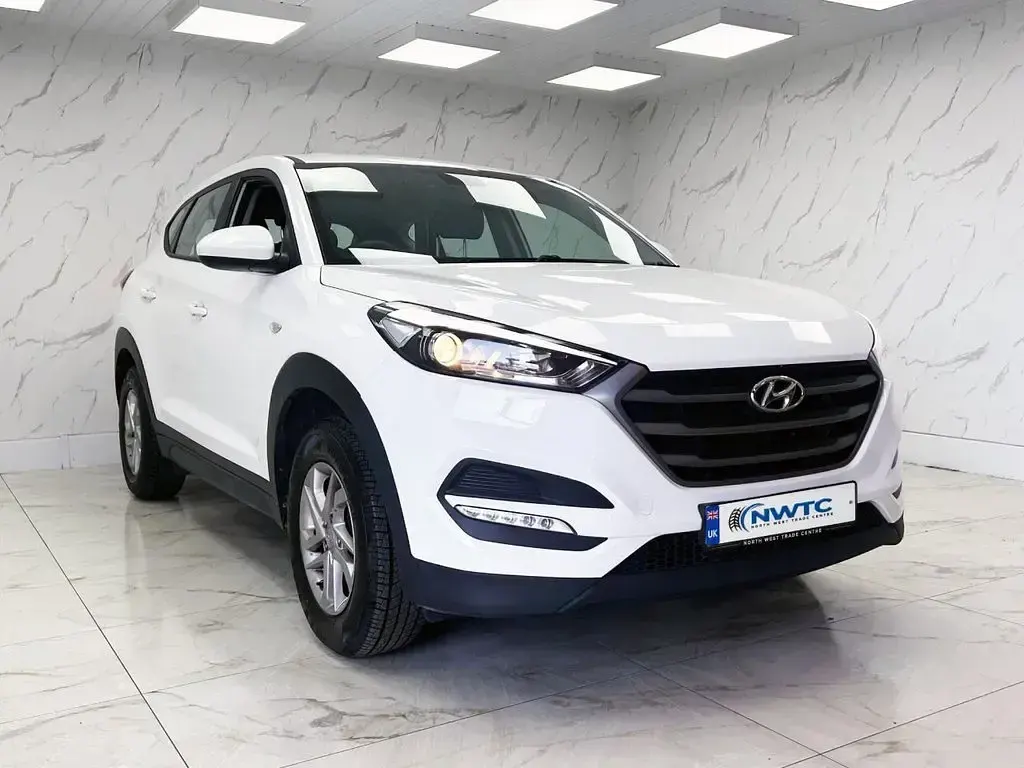 Used Hyundai Tucson 177 HP (130 kW) 2017 White SUV