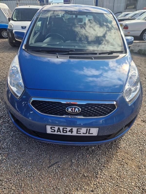 Blue Used 2014 Kia Venga 2 Hatchback | £2,850 (Good price) - Image 1/4