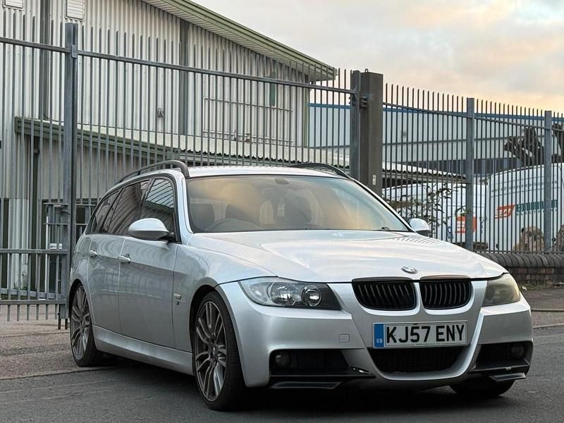 Silver Used 2007 BMW 320 M Sport Estate | £2,490 (Fair price) - Image 1/4