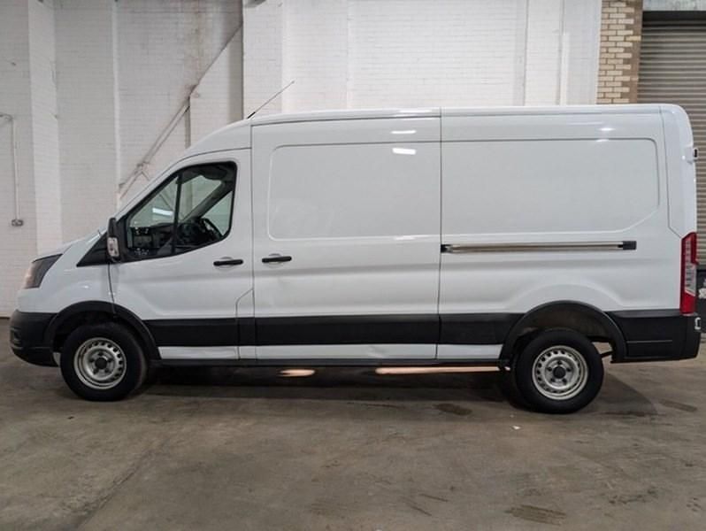 Used Ford Transit 128 HP (94 kW) 2022 Frozen white (solid colour)
