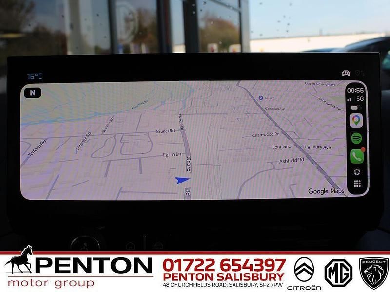 Used Citroën Berlingo 130 HP (95 kW) 2024 Green MPV