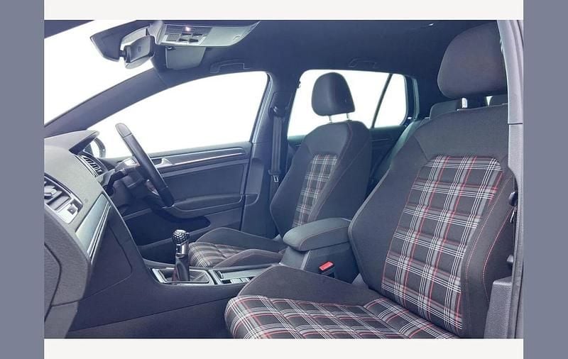 Used VW Golf VII GTI 245 HP (180 kW) 2019 Atlantic blue Hatchback