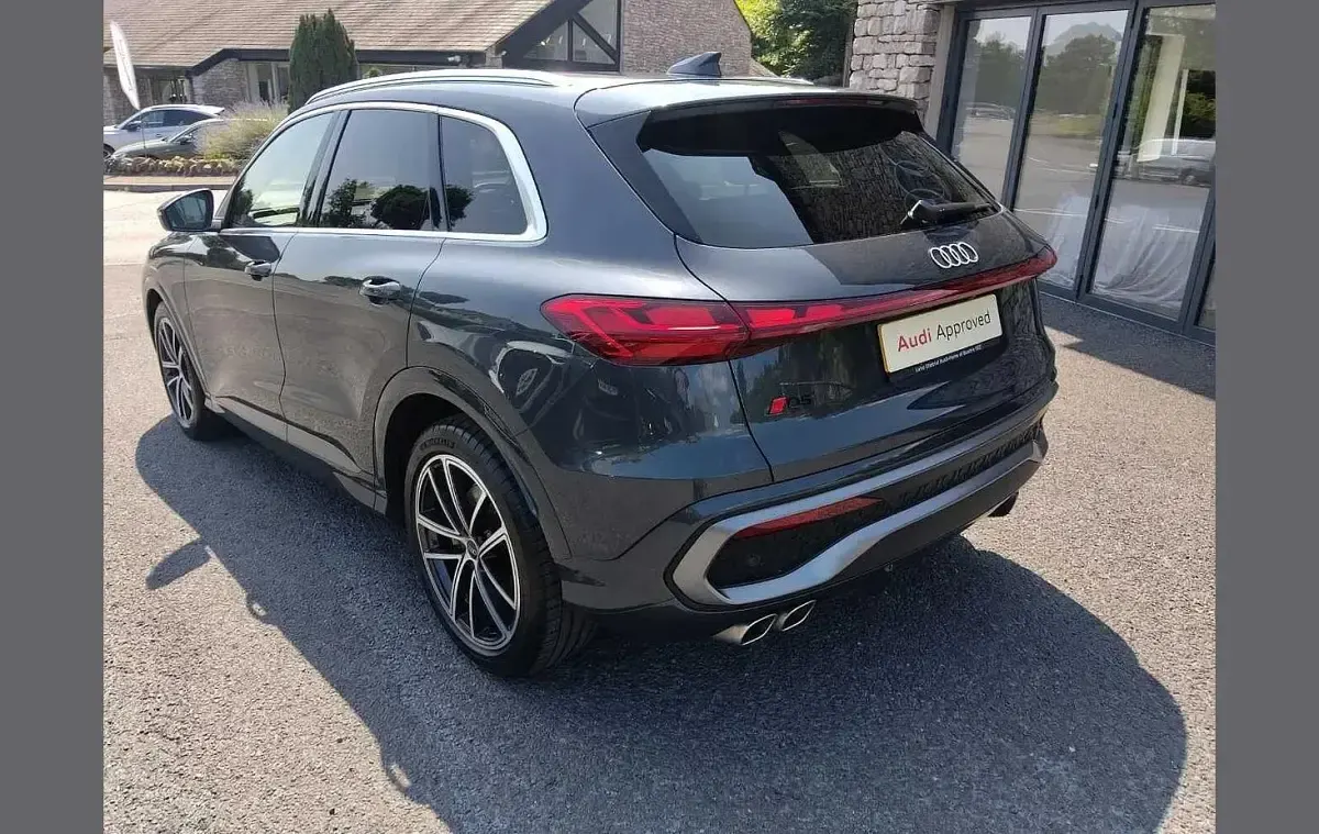 Used Audi Q5 Advanced 204 HP (150 kW) 2025 Grey SUV