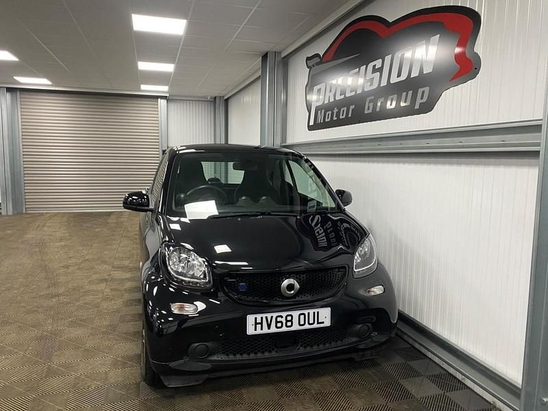 Used Smart ForTwo Electric Drive Premium 60 kW (82 HP) 2018 Black Coupe