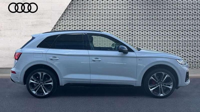 Used Audi Q5 Comfort 204 HP (150 kW) 2021 White SUV