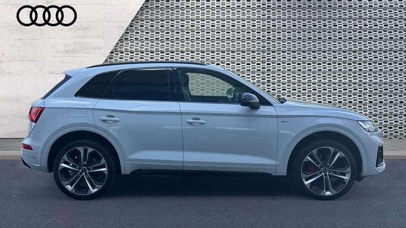 Used Audi Q5 Comfort 204 HP (150 kW) 2021 White SUV