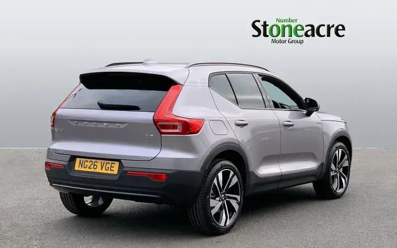 New Volvo XC40 Plus 163 HP (119 kW) 2026 Silver SUV