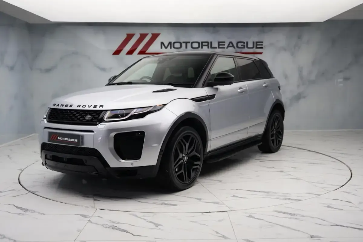 Used Land Rover Range Rover evoque HSE Dynamic 2018 Silver Estate