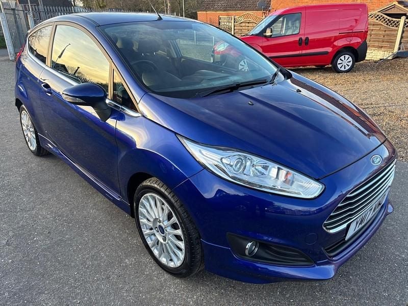 Used Ford Fiesta Zetec 2017 Blue Hatchback