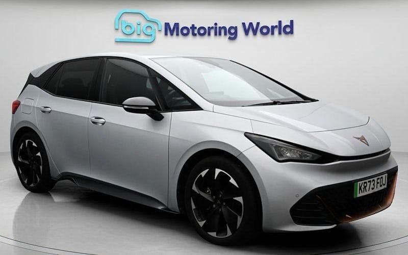 Begagnad Cupra Born 150 kW (204 HK) 2023 Halvkombi