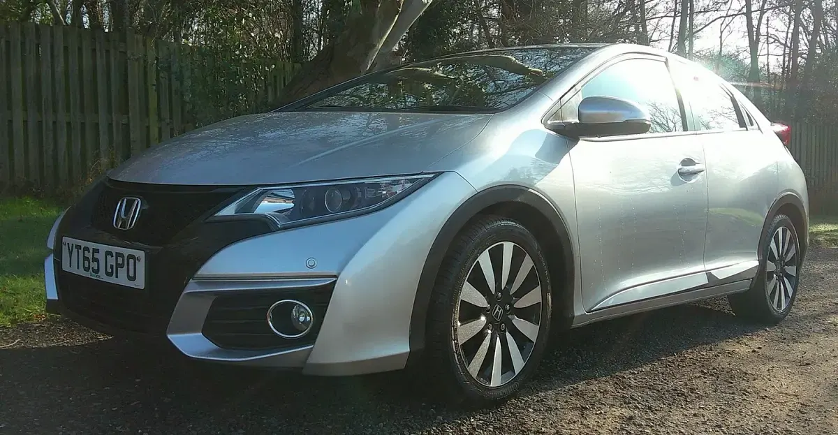 Used Honda Civic SE Plus 2015 Silver Hatchback