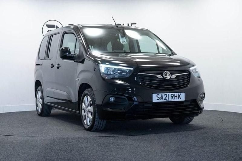 Used Vauxhall Combo S 130 HP (95 kW) 2021 Black MPV