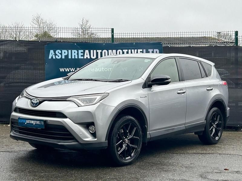 Used Toyota RAV4 2018 Silver SUV